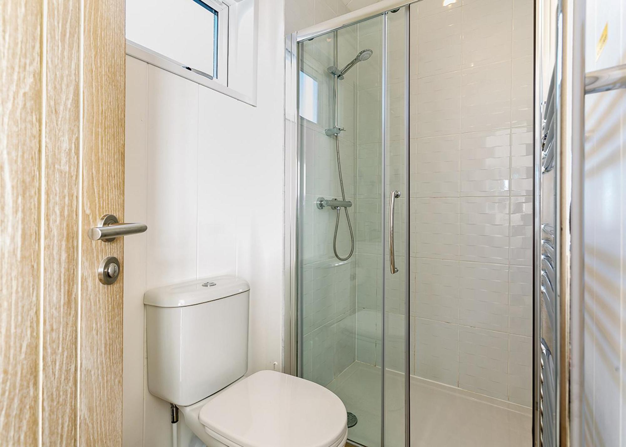 Beach Cove Coastal Retreat 일프러컴 객실 사진