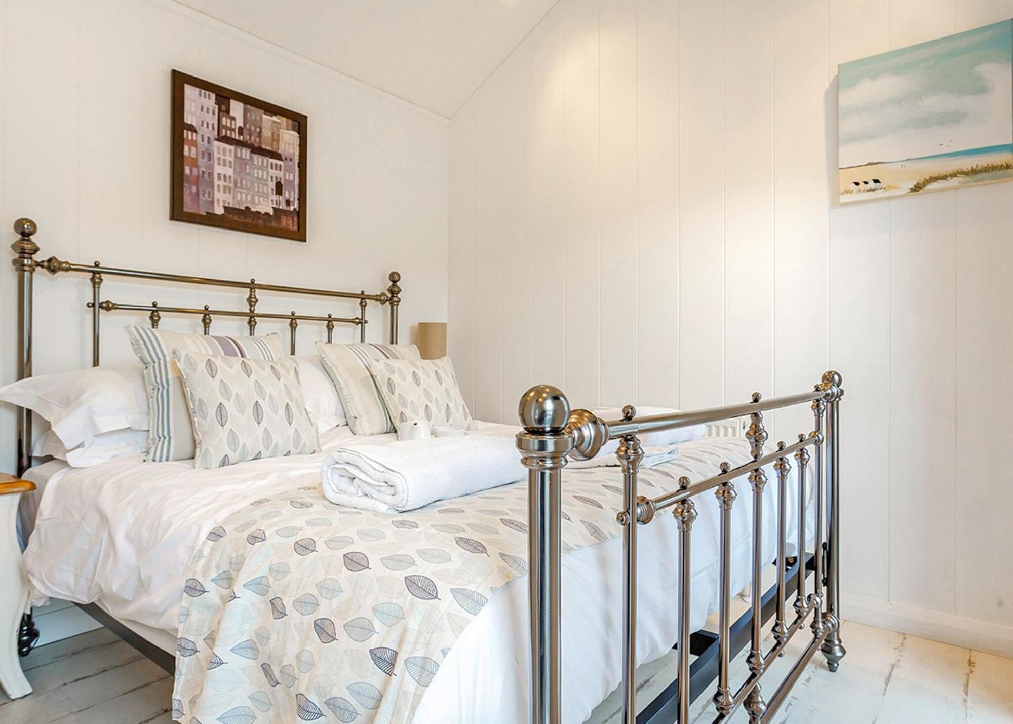 Beach Cove Coastal Retreat 일프러컴 객실 사진